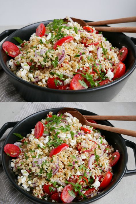 En nem og lækker opskrift på bulgursalat med feta og tomat. En smagfuld salat, som mætter godt og som er super hurtig at lave. Kan spises som tilbehør. Bulgur Salad, Cheese Salad Recipes, Danish Recipes, Cottage Cheese Salad, Crab Salad Recipe, Raw Broccoli, Quick Salads, Layered Salad, Salad Dishes