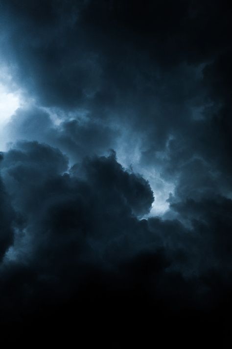 Free Nature Image on Unsplash Thunderstorm Pictures, Storm Images, Thunderstorm Clouds, Storm Pictures, Nature Images Hd, Cloud Photos, Eye Of The Storm, Artist Branding, Background Images Hd