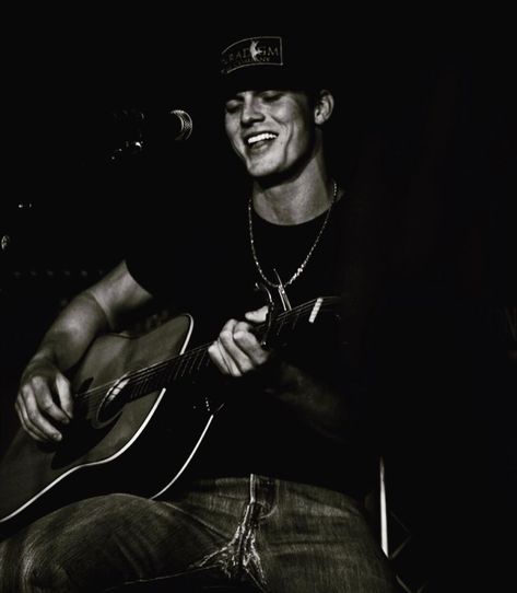 Parker Mccollum, Male Country Singers, Train Home, Best Country Singers, Country Singer, Lyric Poster, Country Music Artists, Cute N Country