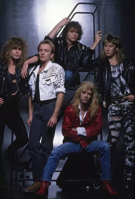 Def Leppard Art, Hard Rock Aesthetic, 80s Poster, Def Leopard, 80s Heavy Metal, Rock And Roll History, Phil Collen, Rick Savage, 80s Hair Bands