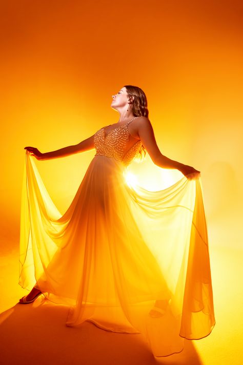 Editorial Sunset Fashion Photography, Sunset Studio Photography, Colour Gel Photography Studio Lighting, Studio Spotlight Photography, Good Lighting Photography, Yellow Light Photography, Artificial Lighting Photography, Photography Dramatic Lighting, Cool Lighting Photography