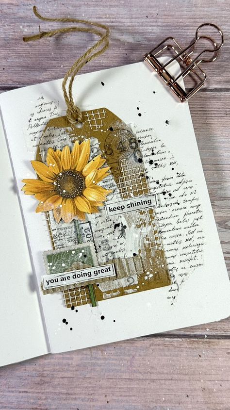 Art Journal Layout Ideas, Collage Journal Cover, Journal Pages Ideas, Art Journaling Ideas, Art Journal Ideas, Vicky Papaioannou, Mini Art Journal, Journal 2024, Smiling Sun