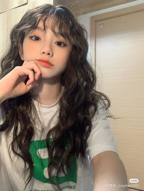 Curly Asian Hair, Hair Stylies, Curly Girl Hairstyles, Permed Hairstyles, Hair Reference, Asian Hair, Dream Hair, Korean Hairstyle, Aesthetic Hair