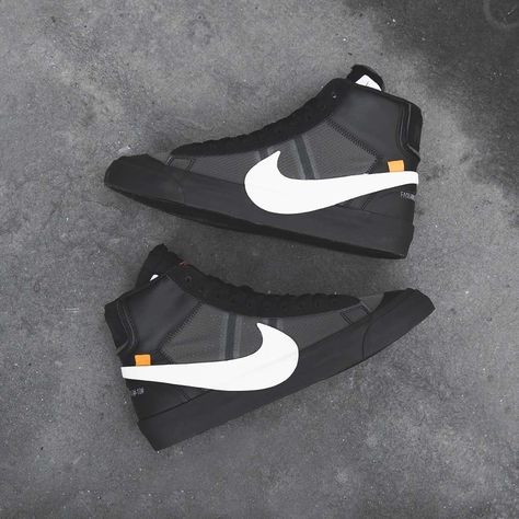 Nice Shoes For Men, Trendy Shoes For Men, Nike Blazer Black, Trending Shoes For Men, Shoes For Men Sneakers, Best Sandals For Men, Sports Shoes For Men, Nike Sneakers Mens, Nike Kicks