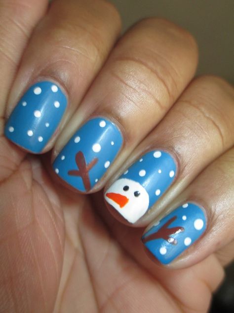 20 Inspirational Christmas Nail Art Designs CUTE! Snowman Nails, Christmas Nail Art Easy, Nail Art For Kids, Fingernail Designs, 13 November, Nagel Tips, Christmas Nails Easy, Christmas Nail Art Designs, Holiday Nail Art