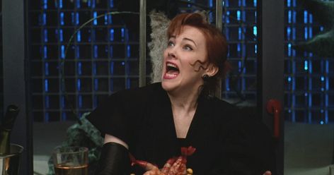 Why 'Beetlejuice' Character Delia Deetz Is So Much More Than A "Wicked Stepmother" Delia Deetz, Beetlejuice Characters, Beetlejuice Cast, Beetlejuice 1988, Tim Burton Beetlejuice, Beetlejuice Movie, Goth Kids, Catherine O'hara, Mazzy Star