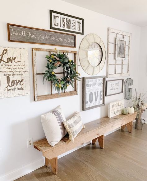 11 Farmhouse Wall Decor Ideas - Nikki's Plate Blog Farmhouse Wall Decor Ideas, Family Room Wall Decor, Farmhouse Gallery Wall, Big Wall Decor, Family Room Walls, Family Wall Decor, Gallery Wall Living Room, Interior Vintage, Entryway Wall