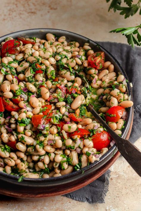 Herby Bean Salad, White Navy Beans Recipes, Navy Bean Side Dish Recipes, Navy Bean Salad Recipes, Marinated White Bean Salad, Navy Bean Salad, White Navy Bean Recipes, Navy Beans Recipe, Vegan Summer Salad