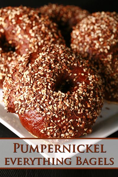 Jalapeno Cheddar Bagel Recipe, Cheddar Bagel Recipe, Pumpernickel Bagel, Rye Bagels, Make Bagels, How To Make Bagels, Bagel Recipe Easy, Everything Bagels, Bagel Cream Cheese