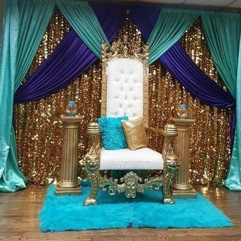 Wedding Backdrop Stage, Aladdin Wedding, Arabian Party, Aladdin Birthday Party, Arabian Nights Theme, Arabian Nights Party, Princess Jasmine Birthday, Aladdin Party, Draping Ideas