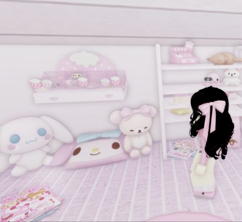 Sanrio House Exterior, Coquette Adopt Me House, Adopt Me Decorating Ideas, Adopt Me Build Ideas, Adopt Me Outfit Ideas, Adopt Me Small House Ideas, Adopt Idea, Kitty Cafe, Avatar Creator