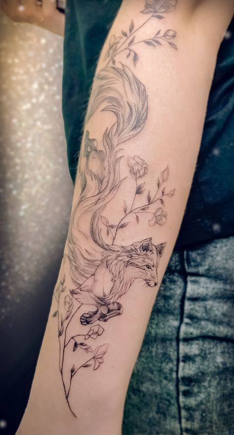 Gentle tattoos for girls, tattoos on the arm, fox and flowers tattoo idea, fox CB Fox And Sunflower Tattoo, Whimsical Fox Tattoo, Fox Flower Tattoo, Fox Sleeve Tattoo, Fox And Flowers Tattoo, Doggo Tattoo, Fox Tattoo Sketch, Woodland Tattoo, Fox Tattoo Ideas