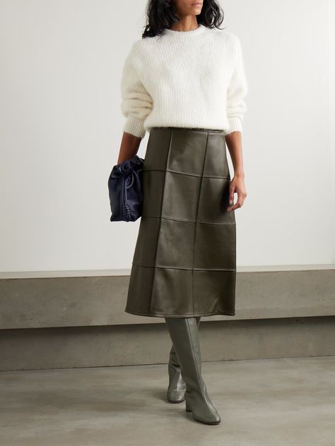 Midi skirt outfit winter