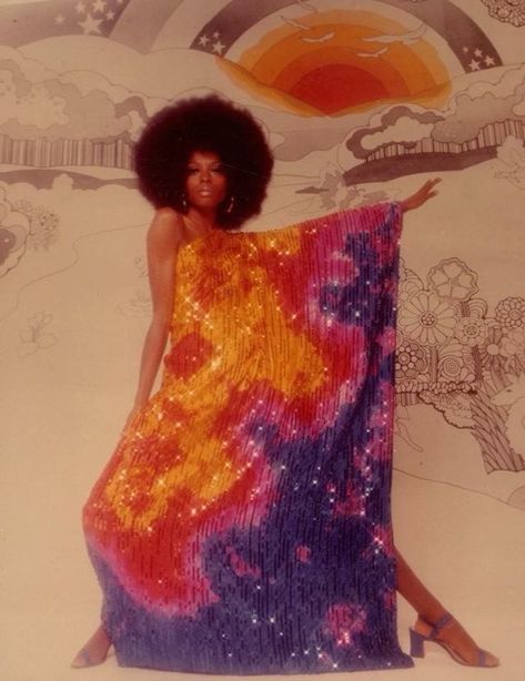 Moda Disco, Look Disco, 70s Mode, Look Hippie Chic, Disco Fashion, 70s Aesthetic, Vintage Black Glamour, 70s Disco, Diana Ross