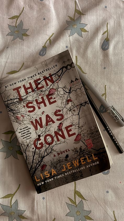 Then She Was Gone, Lisa Jewell, Gone Book, Her Loss, Fiction Books Worth Reading, Books To Read Nonfiction, Best Self Help Books, Dark Secrets, Book To Read