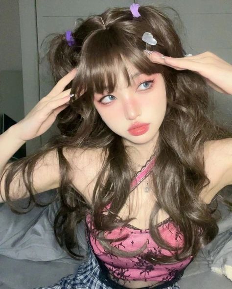 Kpop Makeup, Woman Profile, Softball Hairstyles, Korean Kpop, Cute Box Braids Hairstyles, 사진 촬영 포즈, Cute Makeup Looks, Poses Reference, Human Poses