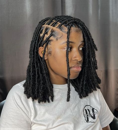 Black Women Braids, Women Braids, Short Box Braids Hairstyles, Protective Hairstyles For Natural Hair, Short Locs Hairstyles, Quick Natural Hair Styles, Faux Locs Hairstyles, Braided Cornrow Hairstyles, Cute Box Braids Hairstyles