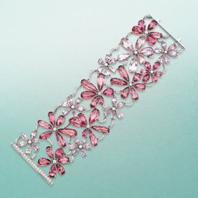 Outfit 2020, Floral Bracelet, Tiffany Jewelry, Diamond Jewelry Designs, Tourmaline Jewelry, Fabulous Jewelry, Fine Jewels, Best Diamond, Pink Bracelet