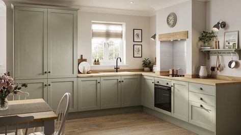 Howdens Allendale, Green Shaker Kitchen, Howdens Kitchens, Sage Kitchen, Sage Green Kitchen, Shaker Style Kitchens, Kitchen Views, Oak Kitchen, Shaker Kitchen