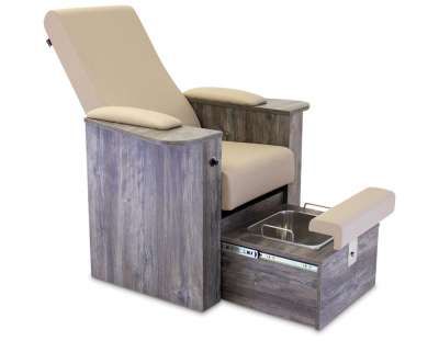 Pedicure Chair Ideas, Pedicure Station, Spa Pedicure Chairs, Spa Furniture, Esthetician Room, Facial Treatments, Pedicure Chair, Spa Interior, Laminate Colours