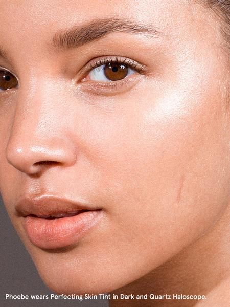 Glossier Haloscope, Natural Aging Skin Care, Hourglass Makeup, Galaxy Makeup, Glossy Makeup, Beauty Make-up, Teen Vogue, Natural Makeup Looks, Makeup Techniques