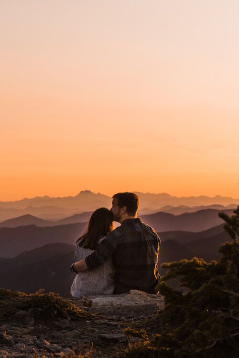 Mountain Elopement Photos, Couple Mountain Pictures, Mountain Rainier, Mountain Engagement Pictures, Mountain Photoshoot, Ski Wedding, Fire Lookout, Mountain Couple, Sunrise Mountain