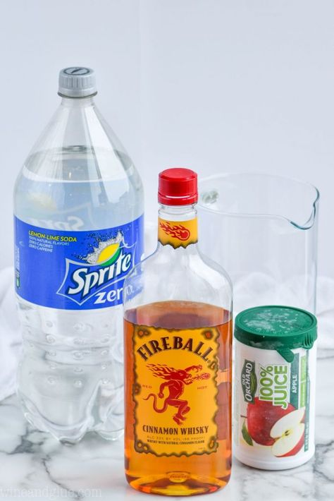 This Fireball Punch Recipe is only THREE INGREDIENTS and is perfect for any party! Delicious, and with that amazing Fireball punch! Fireball Punch Recipe, Fireball Punch, Fireball Drinks Recipes, Whiskey Punch, Fireball Cocktails, Fireball Recipes, Fireball Drinks, Vodka Punch, Whiskey Sour Recipe