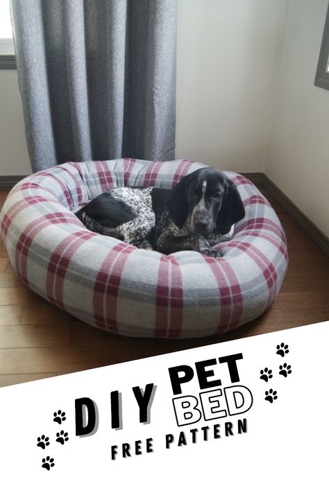 Diy Dog Bed Sewing, Dog Nesting Bed Diy, Small Dog Bed Sewing Pattern, Quilted Dog Bed Patterns, Dog Bed Tutorial, Donut Dog Bed Sewing Pattern, How To Make A Pet Bed, Sewing Pet Bed, Round Dog Bed Sewing Pattern