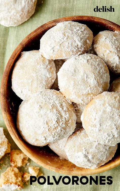 Snow Kiss, Cookies With Walnuts, Snowball Cookies Recipe, Polvorones Recipe, Snowball Cookie Recipe, Russian Tea Cake, Cookie Crunch, Mexican Wedding Cookies, Kiss Cookies