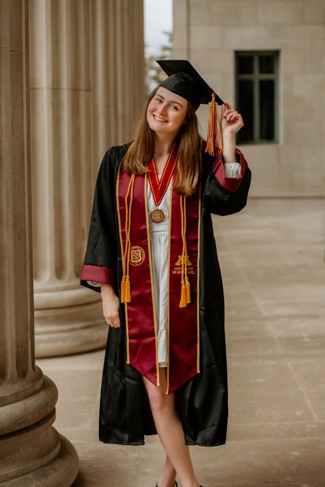 #gradposes #gradideas #graduation #classof2023 #2023 #umn #uofm