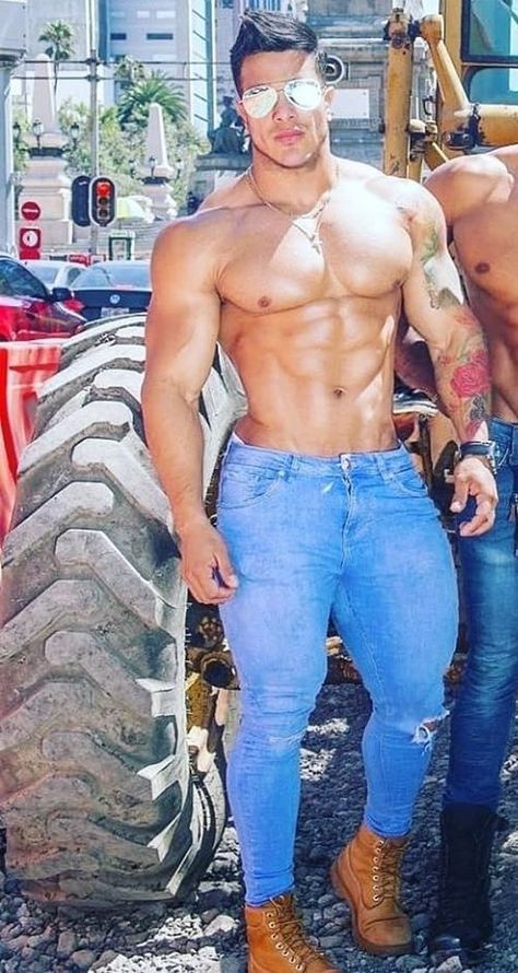 Strong Guy, Win The Lottery, Holiday Workout, Muscle Boy, The Lottery, Smart Men, Inked Men, Big Muscles, Hot Jeans