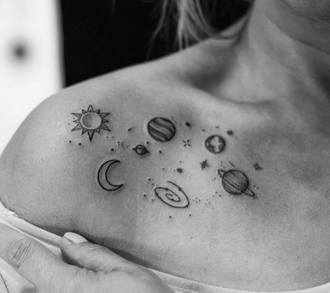 Mini Mall Tattoo, Stars And Planets Tattoo, Universe Tattoo Spiritual, Simple Tattoos For Women, Universe Tattoo, Planet Tattoos, Galaxy Tattoo, Upper Arm Tattoos, Tattoo Hand