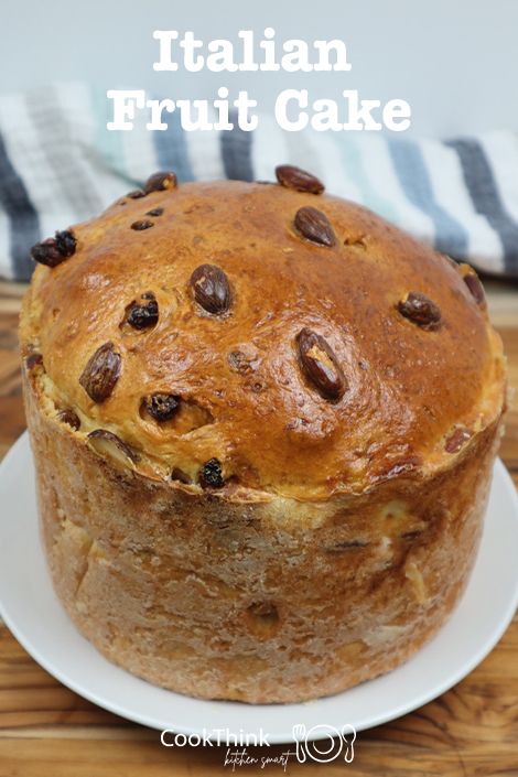 Italian Fruit Cake Recipe, Italian Fruit Cake, Panettone Cake, Italian Fruit, Toffee Bars, Fruitcake Recipes, Fruit Bread, Fruit Tart, Sweet Bread