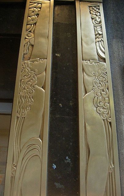 Relief Architecture, Art Deco Front Door, Art Deco People, Apartment Tower, Art Deco Doors, Stone Artwork, Art Deco Door, Ceramic Sculpture Figurative, Art Deco Sideboard