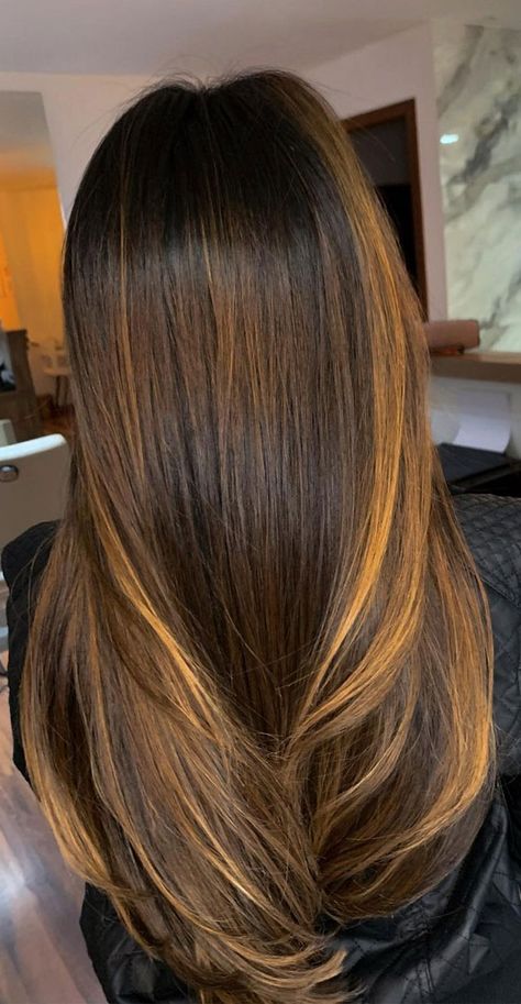 Hair Colour Design, Girl Hair Colors, Brunette Hair With Highlights, Long Hair Updo, Brown Hair With Blonde Highlights, Short Hair Balayage, Honey Blonde Hair, Balayage Hair Blonde, Dyed Natural Hair