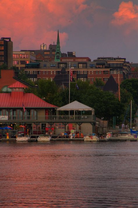 Burlington, Vermont Waterfront www.discoververmontvacations.com Vermont Burlington, Summer Vermont, Burlington Vermont Aesthetic, Vermont Camping, Burlington Vt, Fall In Burlington Vermont, Burlington Vermont Summer, Northeast Kingdom Vermont, Vergennes Vermont