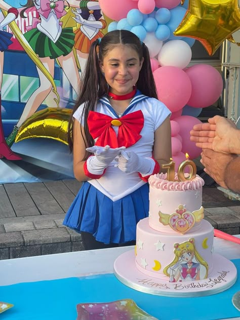 Sailor Moon Themed Birthday Party, Sailor Moon Party Decorations, Sailor Moon Birthday Party Ideas, Sailor Moon Birthday Party Decorations, Sailor Moon Cake Ideas, Sailor Moon Party Ideas, Sailor Moon Birthday Party, Pastel Sailor Moon, Sailor Moon Cakes