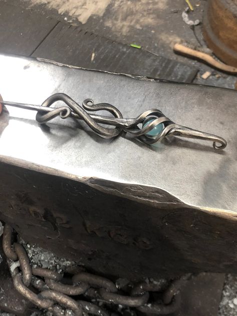 Hand Forged Hair Pin Basket Twist Hair Pin Caged Marble - Etsy Forged Hair Pin, Easy Blacksmith Projects, Forged Metal Projects, Blacksmith Projects Ideas, Forging Projects, Smithing Projects, Forging Ideas, Forged Jewelry, Blacksmithing Projects