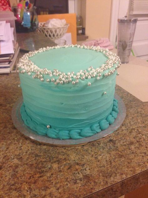 Teal ombre buttercream cake with sugar pearls Teal And White Birthday Cake, Teal Cakes Birthday, Aqua Cakes Birthday, Teal Cake Ideas Birthday, Ocean Cake Ideas Simple, Turquoise Cake Birthday, Teal Birthday Party Ideas, Teal Sweet 16, Ombre Buttercream Cake