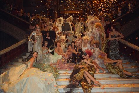 Christian Dior Spring 1998 Couture Giovanni Boldini, Edie Campbell, A Night At The Opera, Christian Dior Haute Couture, Chanel Cruise, Helena Christensen, Carla Bruni, Dior Haute Couture, Chanel Haute Couture