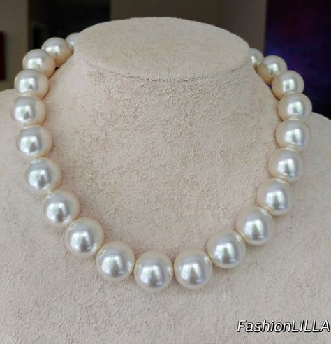 Vintage Pearl White Pearl Necklace, Vintage Pearl White Pearl Necklace Gift, Vintage Beaded Pearl White Pearl Necklace, Hand-strung Pearl White Pearl Necklace, Trending Necklace, Pearl Wedding Necklace, Large Pearl Necklace, Bride Elegant, Chunky Pearl Necklace