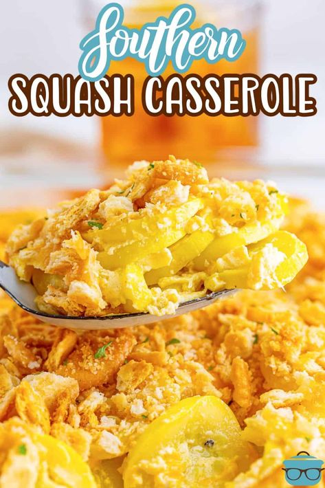 Squash Casserole - The Country Cook Cheesy Onions, Baked Yellow Squash, Southern Squash, Cooking Yellow Squash, Squash Dishes, Vegetable Casseroles, Southern Squash Casserole, Yellow Squash Casserole, Broccoli Quiche