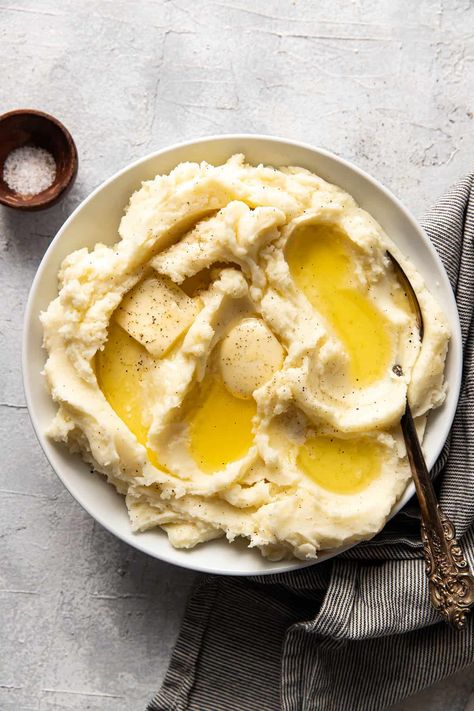 Brown Butter Mashed Potatoes, Make Ahead Mashed Potatoes, Parmesan Mashed Potatoes, Butter Mashed Potatoes, Best Thanksgiving Recipes, Herb Stuffing, Mashed Potato Recipes, Creamy Mashed Potatoes, Brown Butter