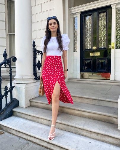 Red Midi Skirt Outfit, Skirt And Top Outfits, Red Skirt Outfits, Floral Skirt Outfits, Red And White Outfits, Red Floral Skirt, Red Midi Skirt, Red And White Dress, Trendy Dress Outfits