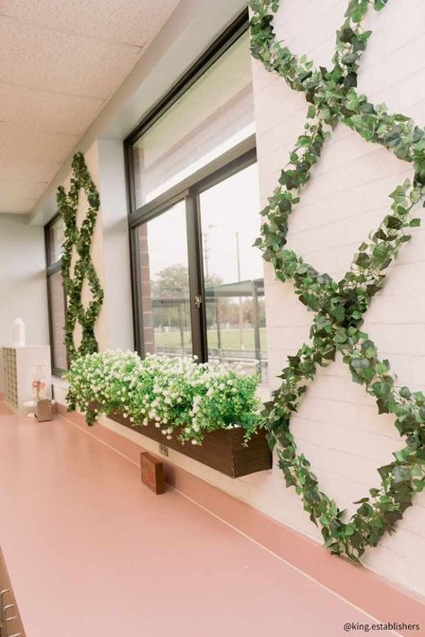 Green Classroom Asthetic, Lattice In Classroom, Pegboard Ideas Classroom, Natural Bulletin Board, Classroom Decor Botanical, Garden Classroom Decorations, Green And Gold Classroom Decor, Plant Aesthetic Classroom, Greenery Classroom Bulletin Board