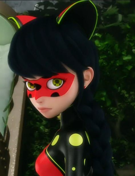 Catnoir And Ladybug, Futuristic Helmet, Miraculous Ladybug Oc, Miraculous Wallpaper, Miraculous Ladybug Wallpaper, Miraculous Ladybug Movie, Miraculous Ladybug Fan Art, Miraculous Ladybug Funny, Ladybug Comics