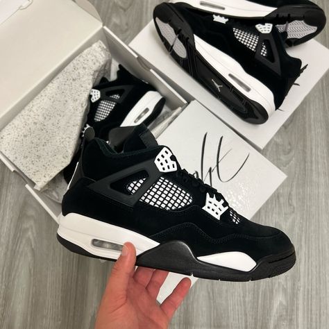 Brand New Authentic Jordan 4s White Thunder, Black And White Jordan 4’s, Jordan 4 Black And White, Retro 4 Jordans, Jordans 4s, Jordans 4, Cute Jordans, Birthday Shoes, Cute Casual Shoes