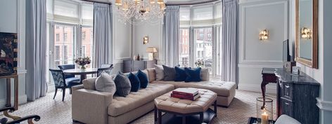 Luxury Room & Suites: 5-Star Hotel in Mayfair, London - Claridge's Claridges Hotel London, Claridges London, Suite Room Hotel, Amsterdam Hotels, Claridges Hotel, Mahogany Dining Table, Hotel Suite Luxury, Luxury Hotel Room, Deco Bedroom