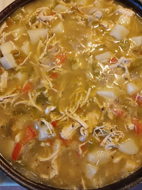 Green Chile Stew With Chicken - Easy DIY Recipes Chicken Green Chilli Soup, Green Chili Stew With Chicken, Chicken Green Chile Soup, Green Chile Chicken Stew New Mexico, Green Chili Chicken Stew Crock Pot, Green Chilli Chicken Soup, Habenero Recipes Chicken, Green Chile Chicken Posole, Green Chili Chicken Chili