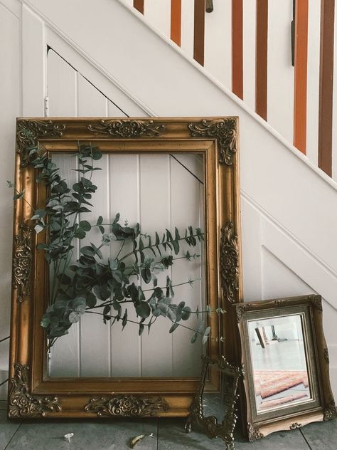 Empty Frames Decor, Gold Frame Gallery Wall, Empty Picture Frames, Picture Frame Ideas, Picture Frame Decor, Diy Furniture Renovation, Gallery Wall Frames, Frame Ideas, Old Frames